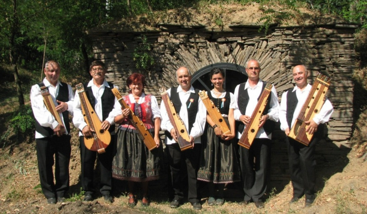Fotka - Citarový súbor Szőlőfürt